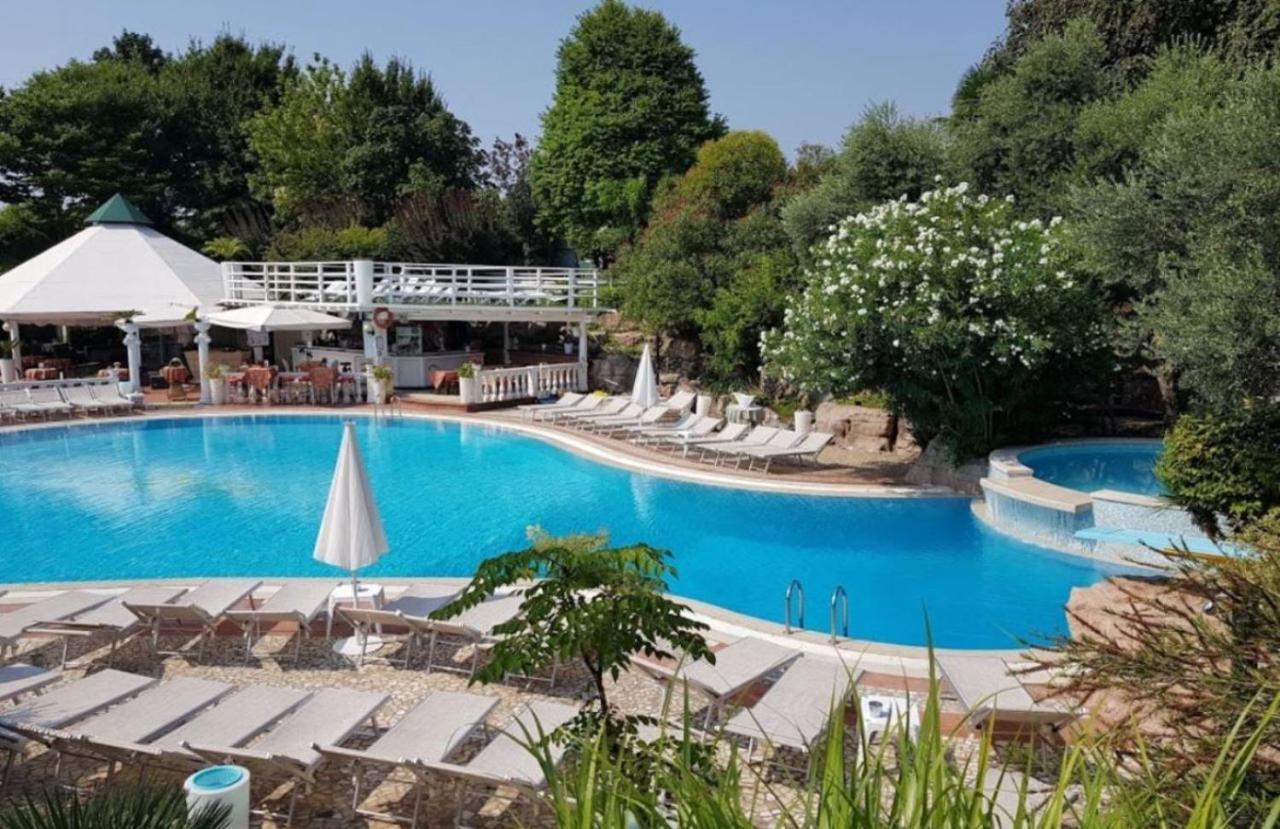 Hotel Villa Pigalle Tezze sul Brenta Ngoại thất bức ảnh