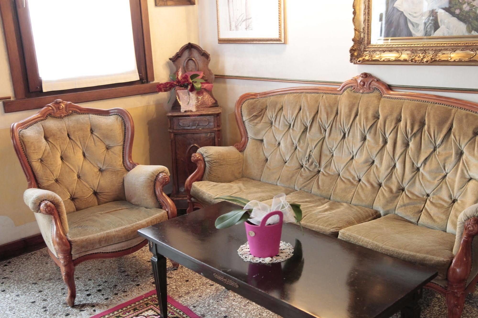 Hotel Villa Pigalle Tezze sul Brenta Ngoại thất bức ảnh